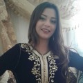 أميمة قحبة من اليمونه - سوريا ترغب في الدردشة الساخنة و التواصل عبر الواتساب